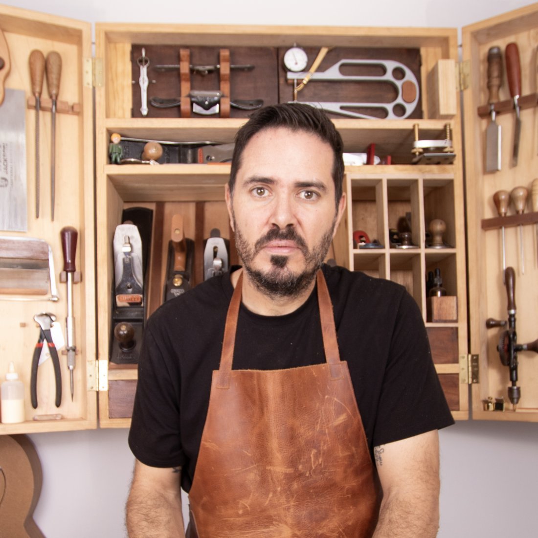 Ricardo Musselli en su taller